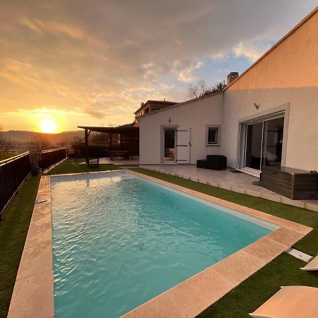 Villa Avec Piscine Cuers Eksteriør bilde