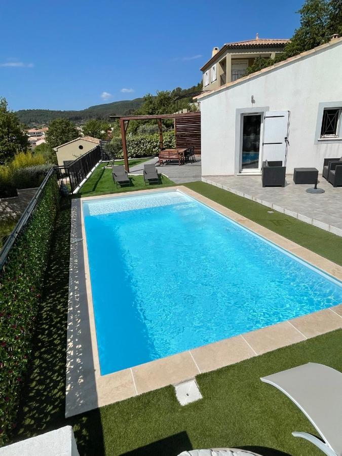 Villa Avec Piscine Cuers Eksteriør bilde